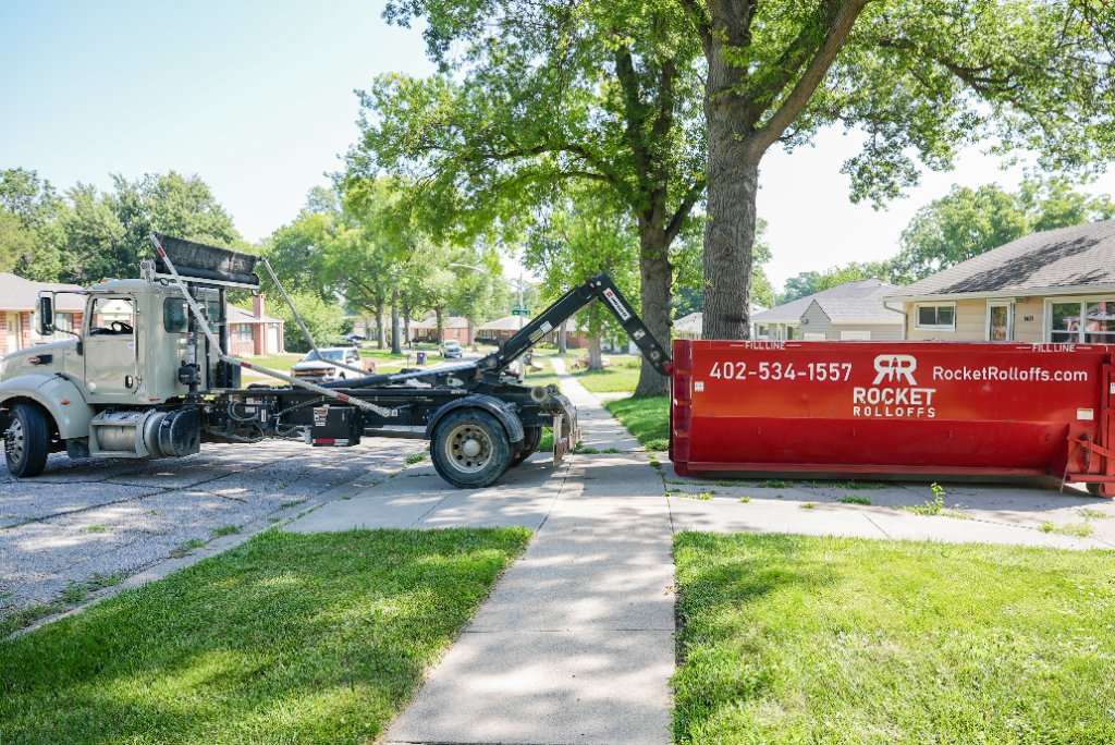 Dumpster Rental in Lincoln, NE